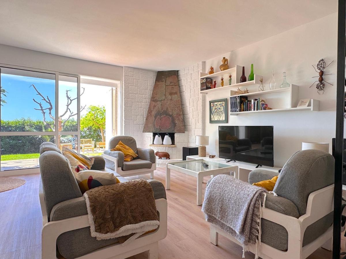 Villa Alboran Beachfront 9Pax トレ・デ・ベナガルボン エクステリア 写真
